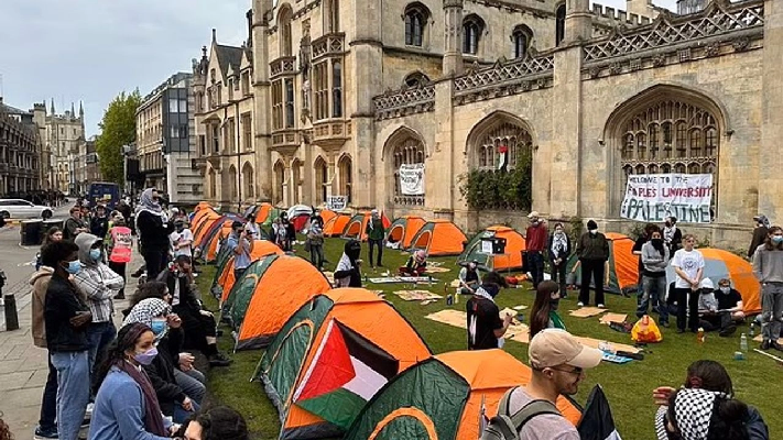 Filistin gösterilerine Oxford ve Cambridge öğrencileri de katıldı