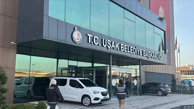 Son dakika... Uşak Belediyesi'ne ikinci dalga operasyon: 25 gözaltı