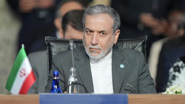 İran yönetiminde 'Erakçi' krizi iddiası