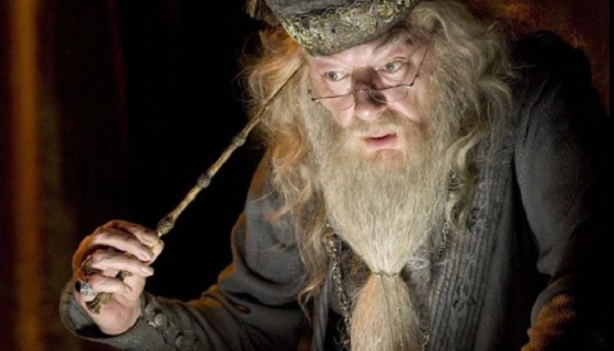 Harry Potter serisinin Dumbledore’u Michael Gambon hayatını kaybetti