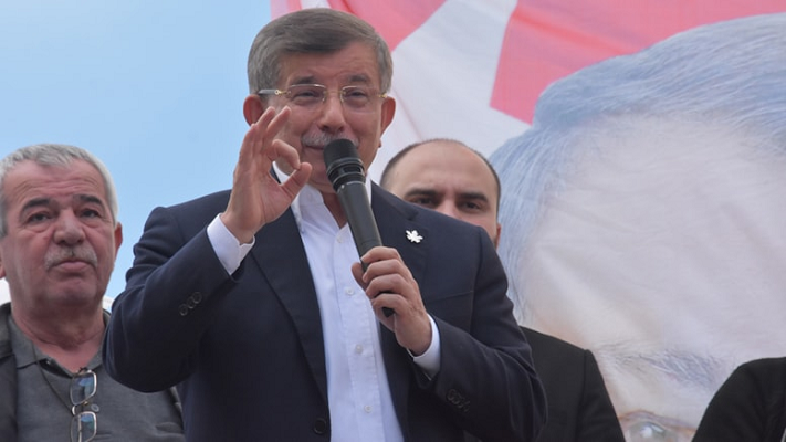 Davutoğlu: AK Parti IMF ile anlaştı