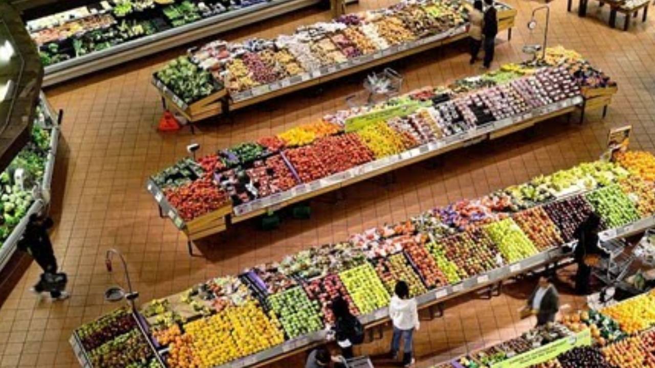 Danimarka'da marketlerde savaş hazırlığı: 